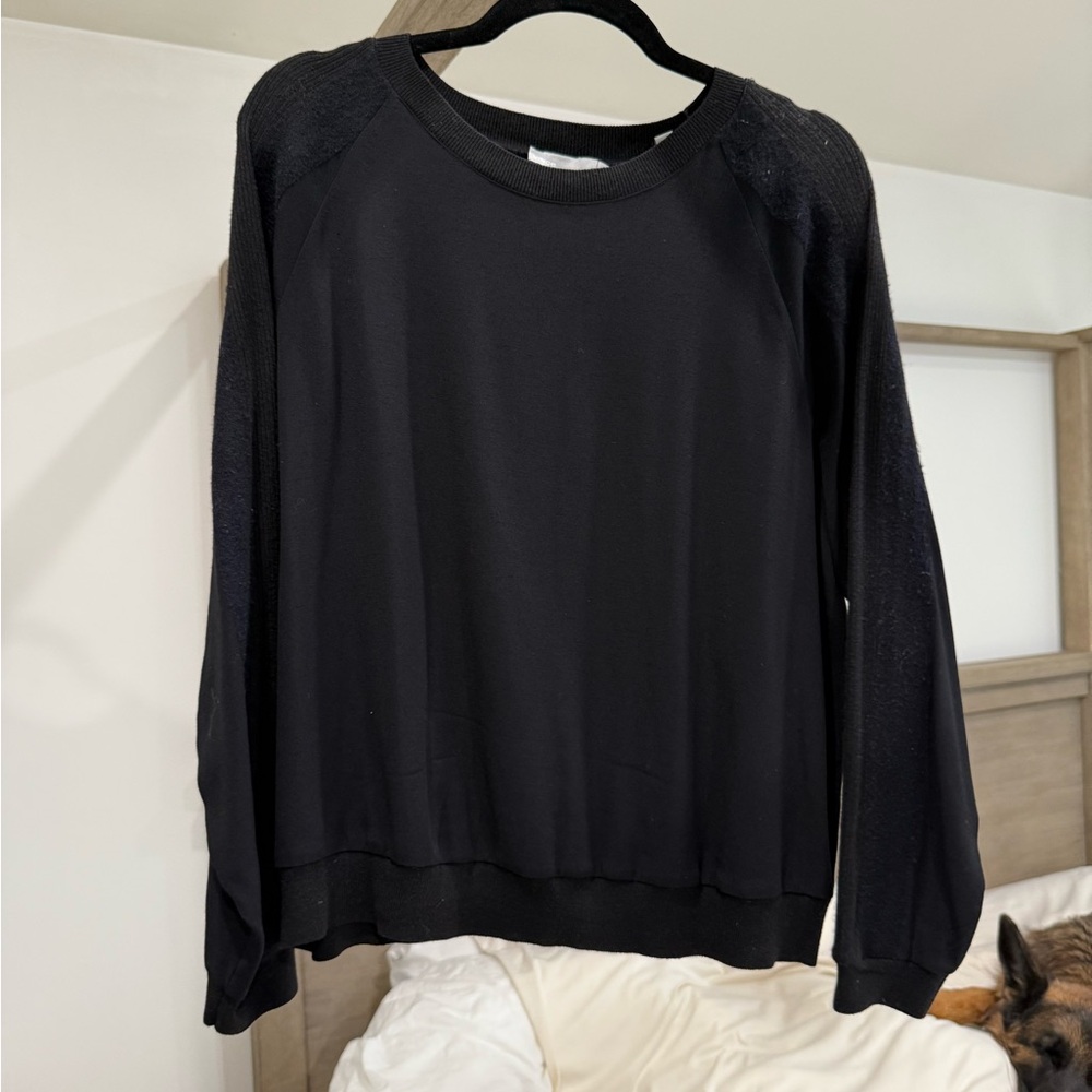 Vince Black Sweater Medium